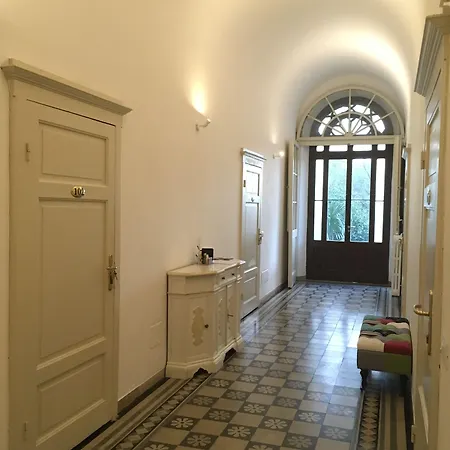 Relais La Corte Dei Cavalieri Oda ve Kahvaltı Siena