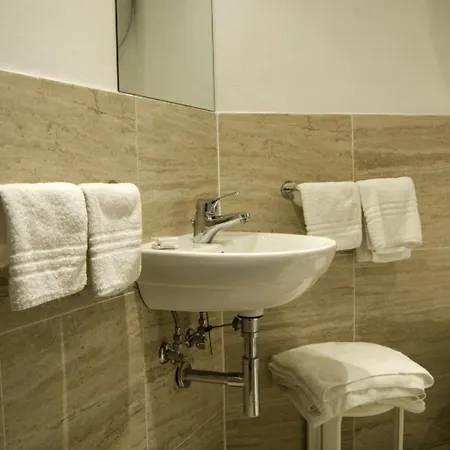 Relais La Corte Dei Cavalieri Oda ve Kahvaltı
