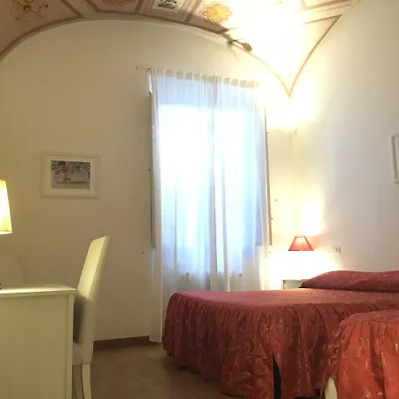 Relais La Corte Dei Cavalieri Couette-café Sienne